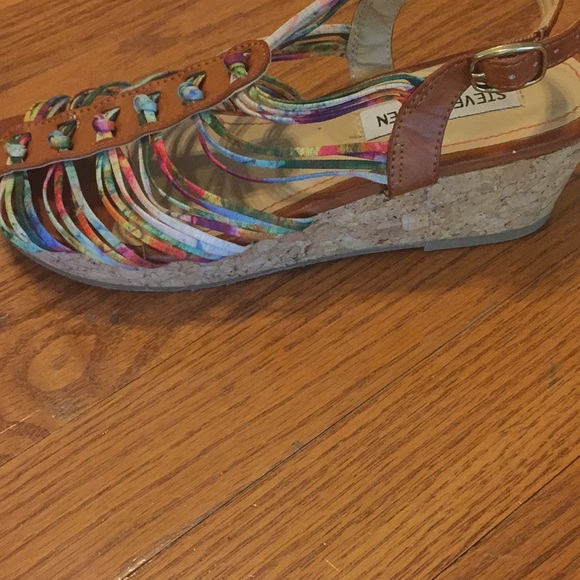 Steve Madden Wedge - Picture 4 of 4